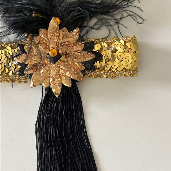 Black and Gold Feather Headband - Picture 5 of 9